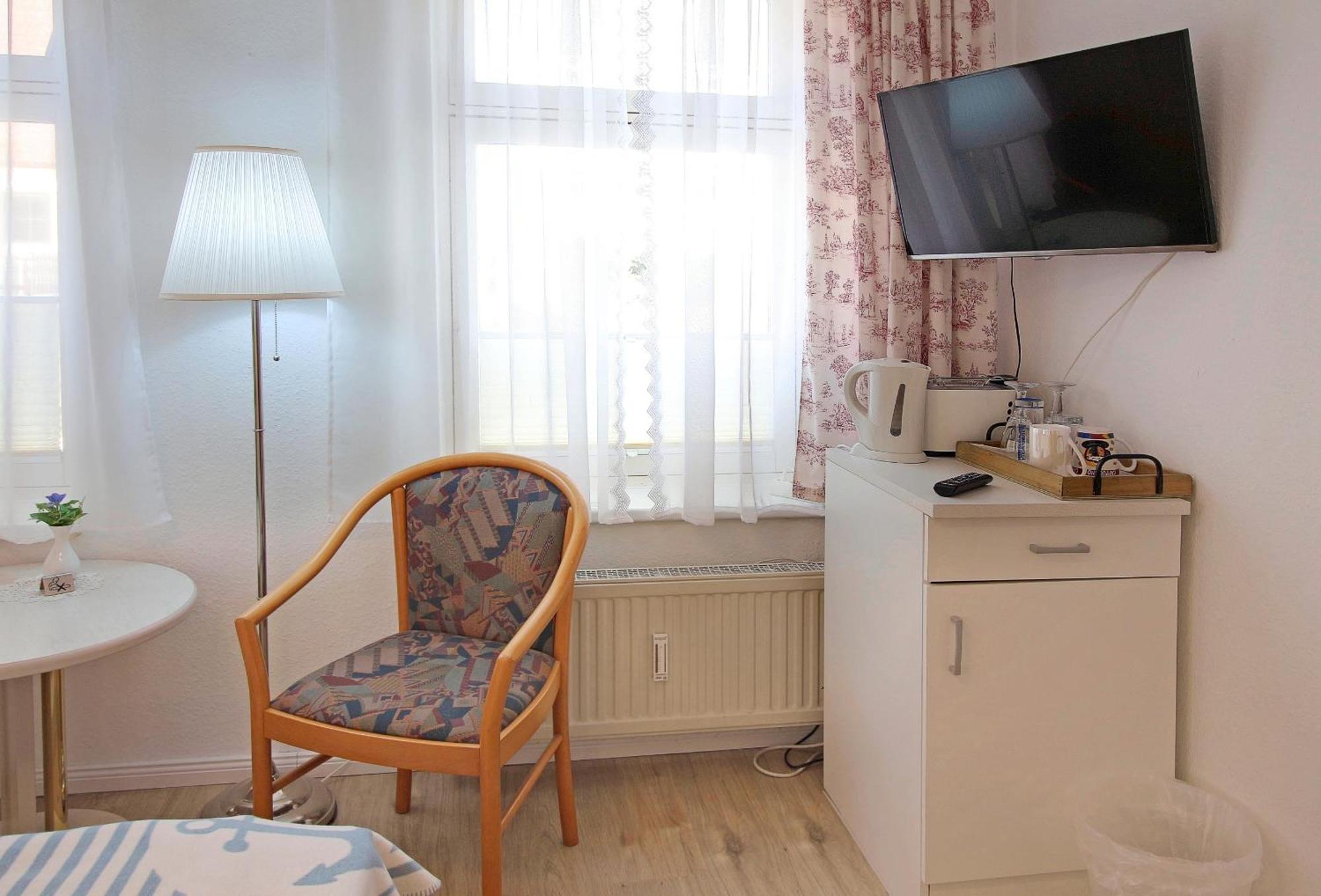 Ferienzimmer In Der Villa Ostseelilie Sassnitz Zimmer foto